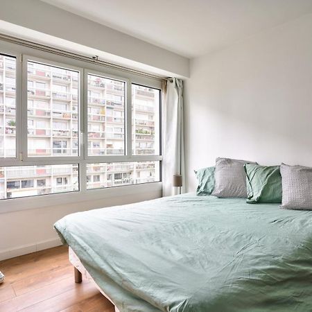 Guestready - Apt Confortable Avec Terrasse Au 18E Париж Экстерьер фото