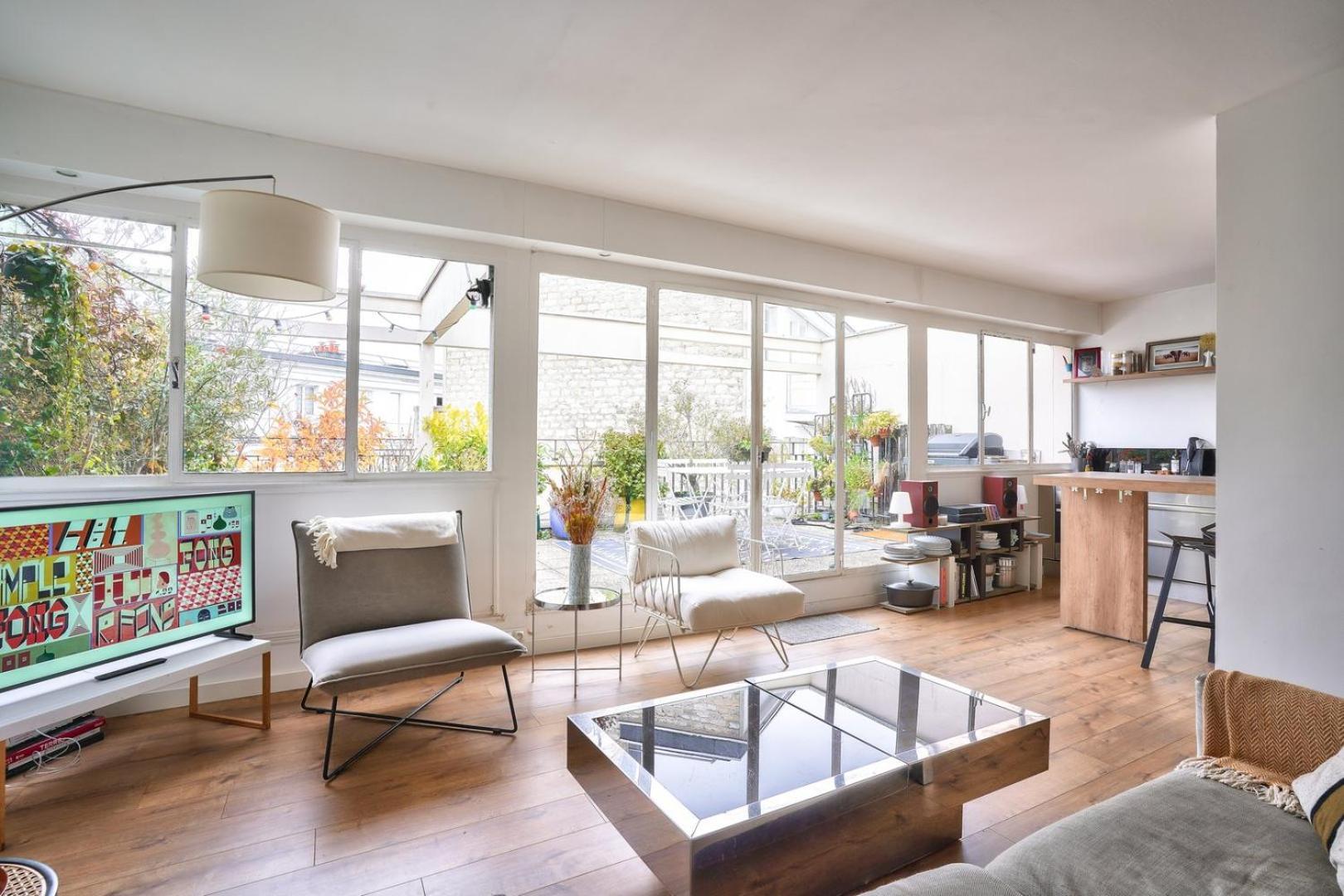 Guestready - Apt Confortable Avec Terrasse Au 18E Париж Экстерьер фото